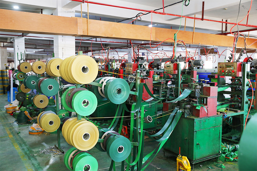 Dongyang Angran Craft Industry And Trade Co., Ltd.
