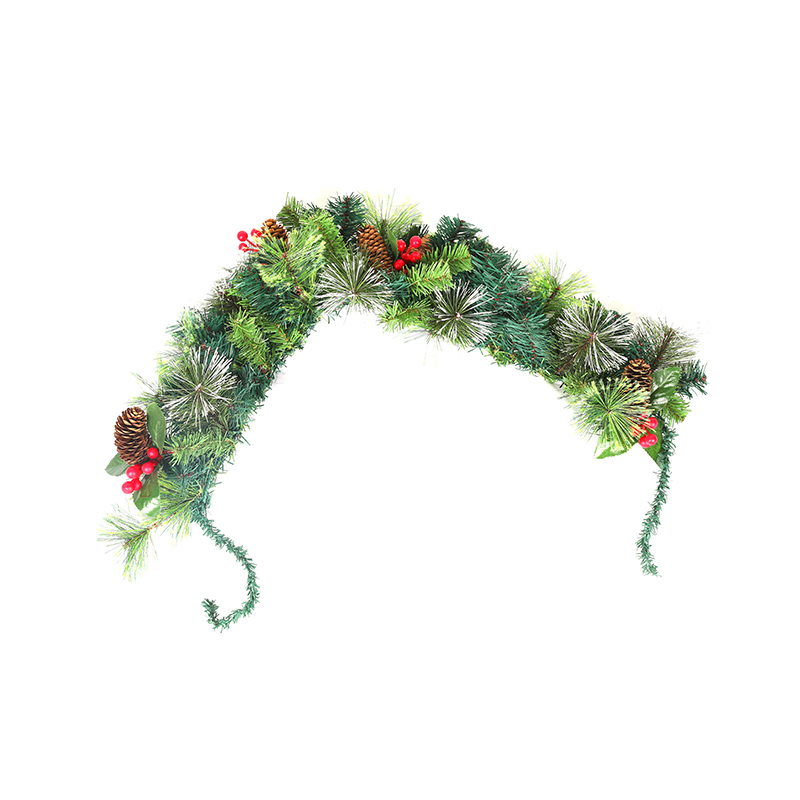 Atlanta Spruce Christmas Garland